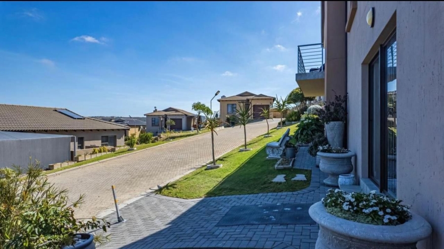 To Let 1 Bedroom Property for Rent in Island View Western Cape